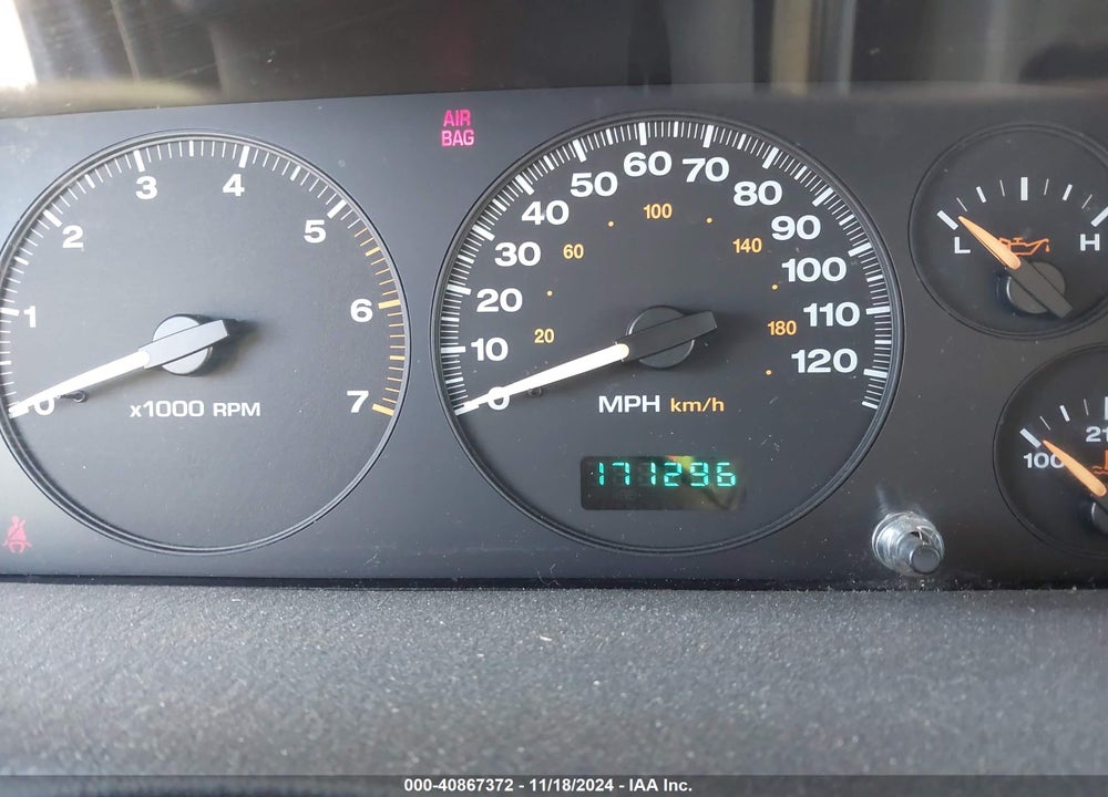 2004 JEEP GRAND CHEROKEE LAREDO VIN: 1J4GW48N94C308013