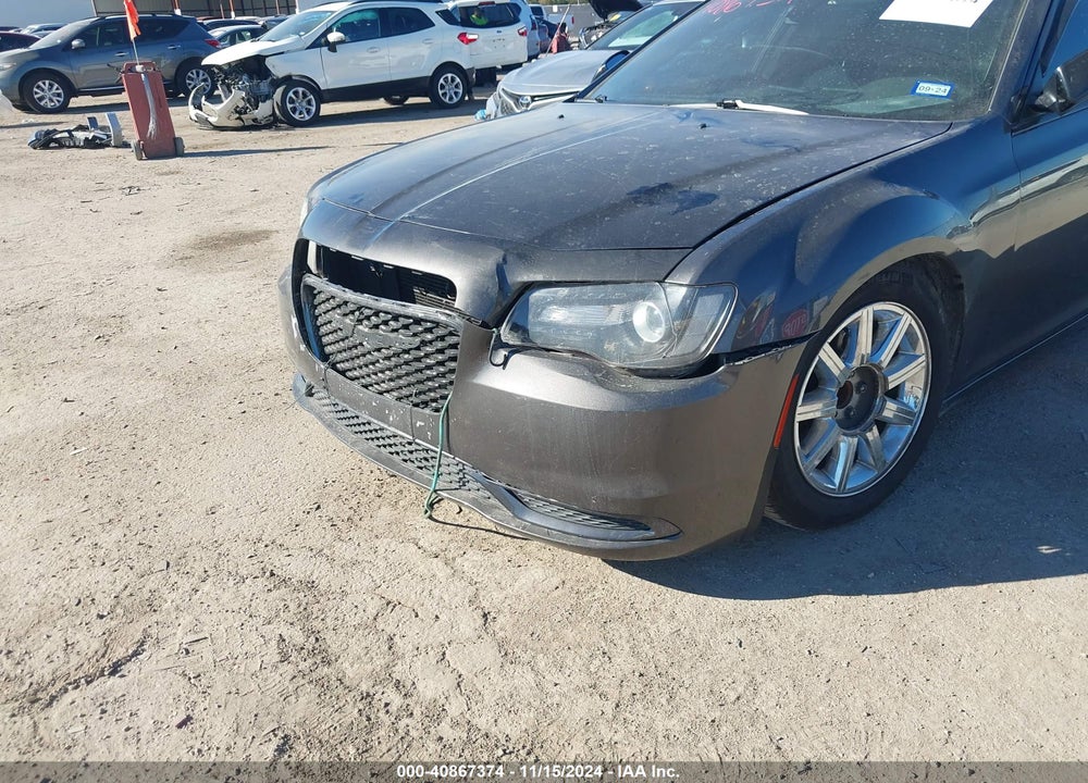 2019 CHRYSLER 300 TOURING VIN: 2C3CCAAG2KH609891