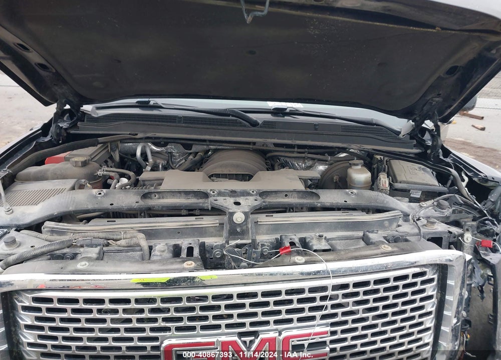 2015 GMC YUKON XL 1500 DENALI VIN: 1GKS2JKJ1FR696455
