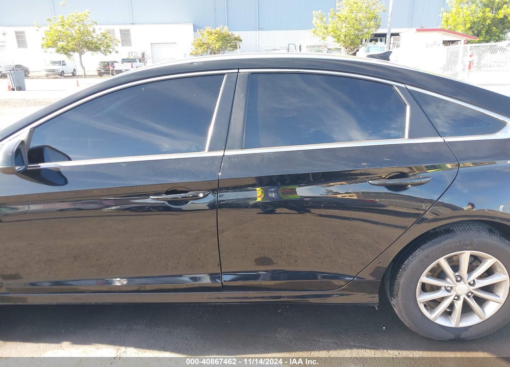 2019 HYUNDAI SONATA VIN: 5NPE24AF0KH814939
