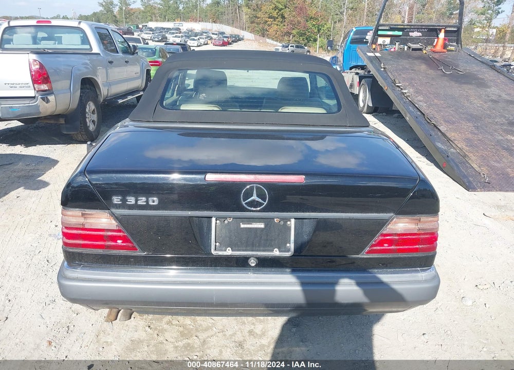 1994 MERCEDES-BENZ E 320 VIN: WDBEA66E8RC071966