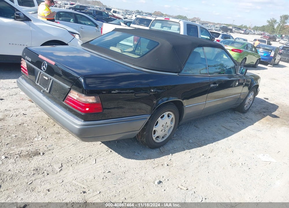 1994 MERCEDES-BENZ E 320 VIN: WDBEA66E8RC071966