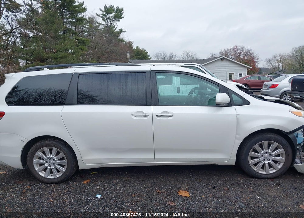 2011 TOYOTA SIENNA XLE LIMITED VIN: 5TDDK3DC8BS014388