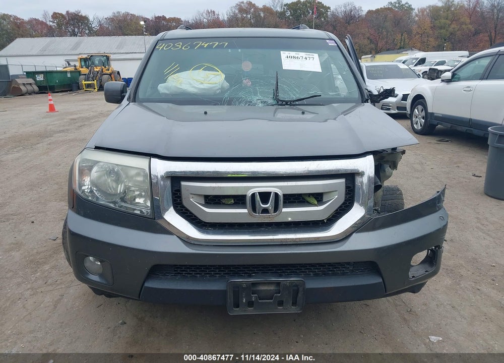 2011 HONDA PILOT EX-L VIN: 5FNYF4H76BB023779