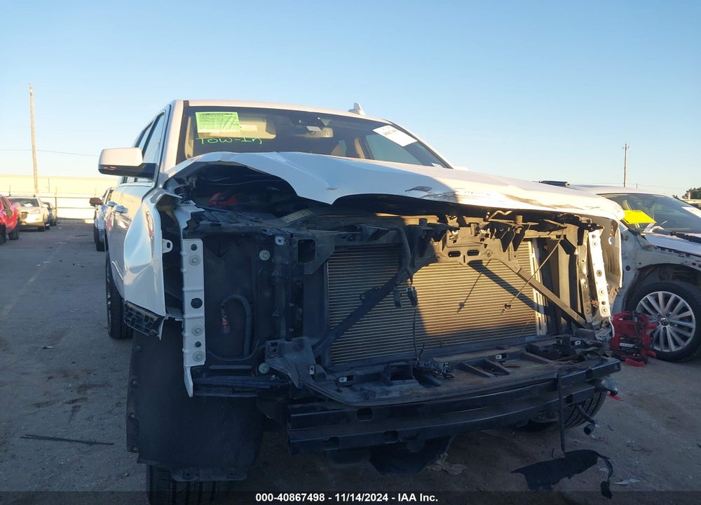 2018 GMC YUKON VIN: 1GKS1CKJ2JR118873