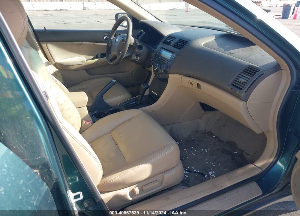 2003 HONDA ACCORD 2.4 LX VIN: JHMCM56453C083144