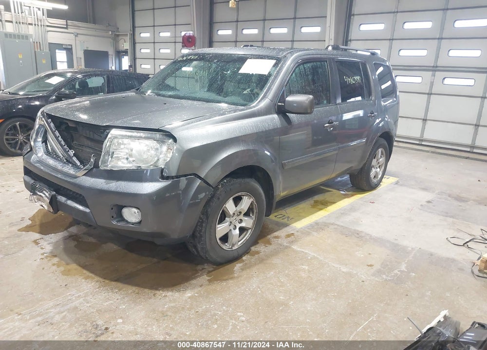 2011 HONDA PILOT EX-L VIN: 5FNYF4H69BB081179