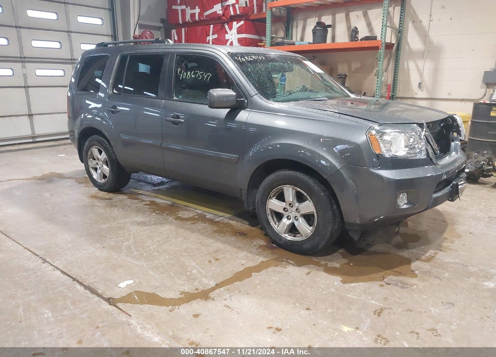 2011 HONDA PILOT EX-L VIN: 5FNYF4H69BB081179