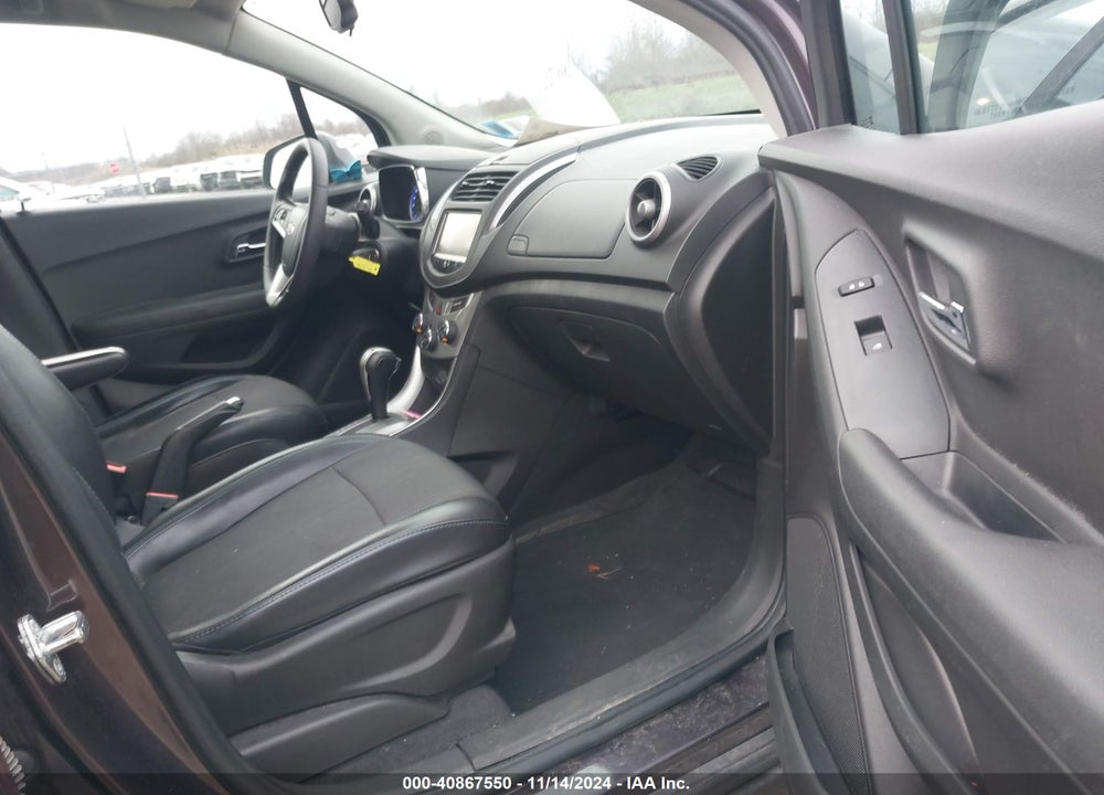 2016 CHEVROLET TRAX LT VIN: 3GNCJPSB0GL215125