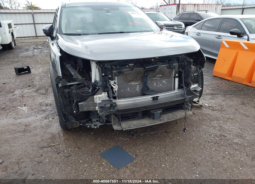 2022 NISSAN PATHFINDER SL 4WD VIN: 5N1DR3CC3NC268329