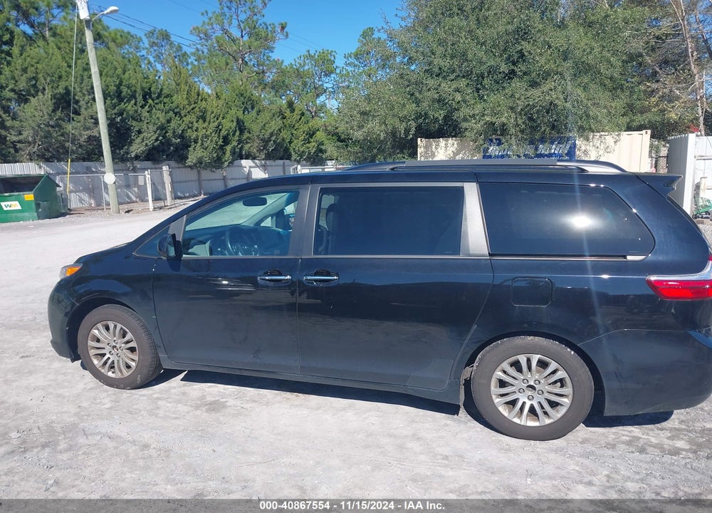 2015 TOYOTA SIENNA XLE LIMITED VIN: 5TDYK3DC2FS633849