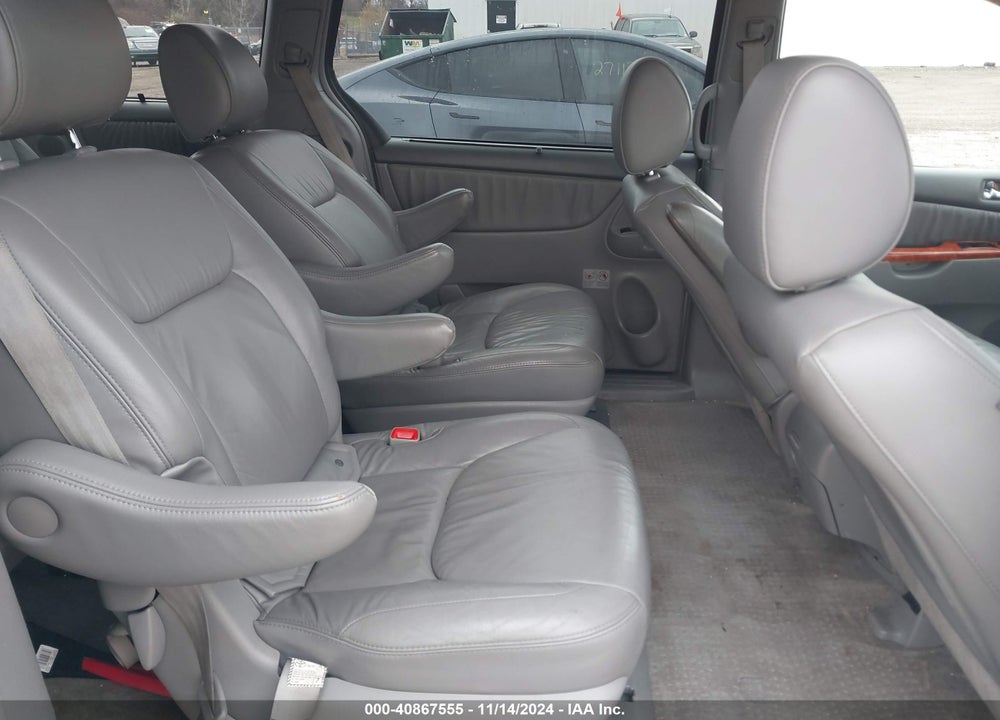 2009 TOYOTA SIENNA LIMITED VIN: 5TDBK22C49S027783