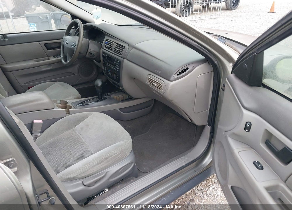 2003 FORD TAURUS SES VIN: 1FAFP55U33A258824