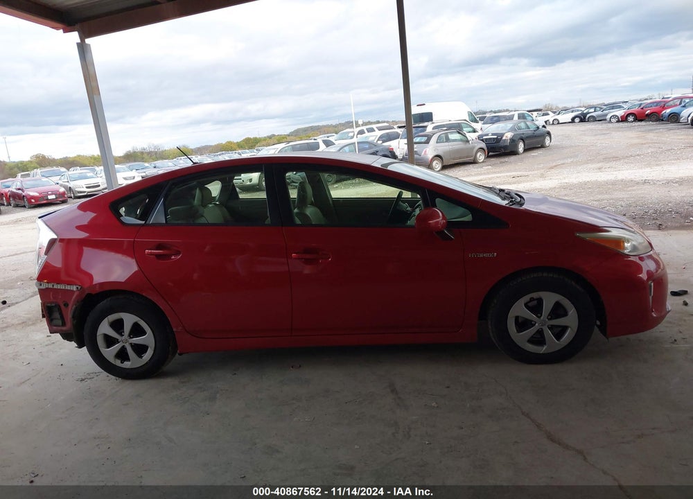 2013 TOYOTA PRIUS FOUR VIN: JTDKN3DU8D5562813