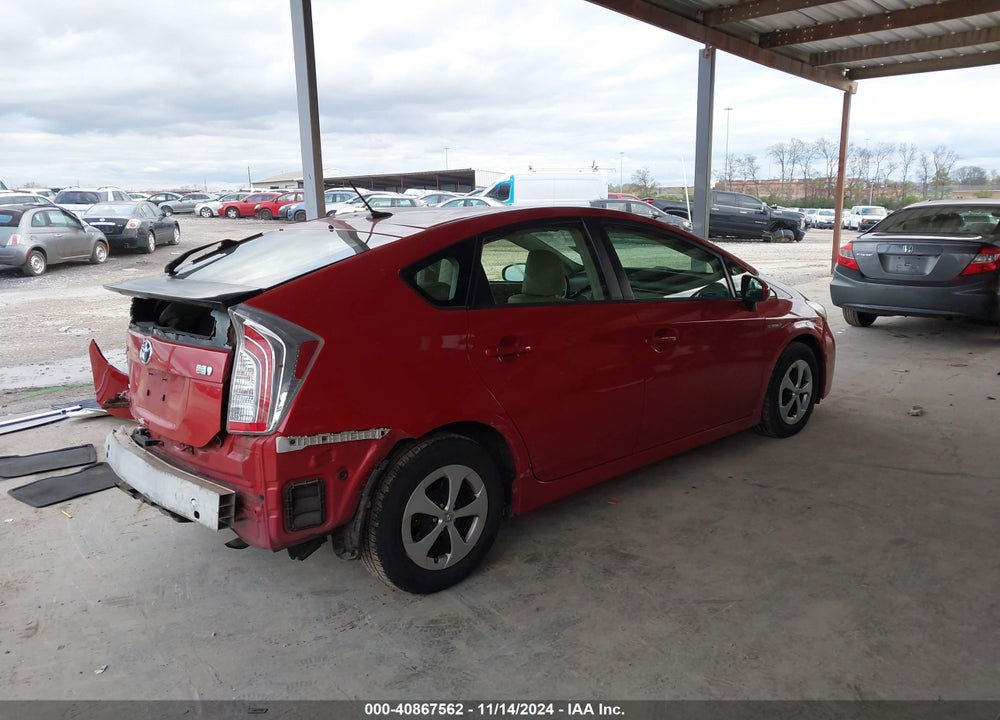 2013 TOYOTA PRIUS FOUR VIN: JTDKN3DU8D5562813