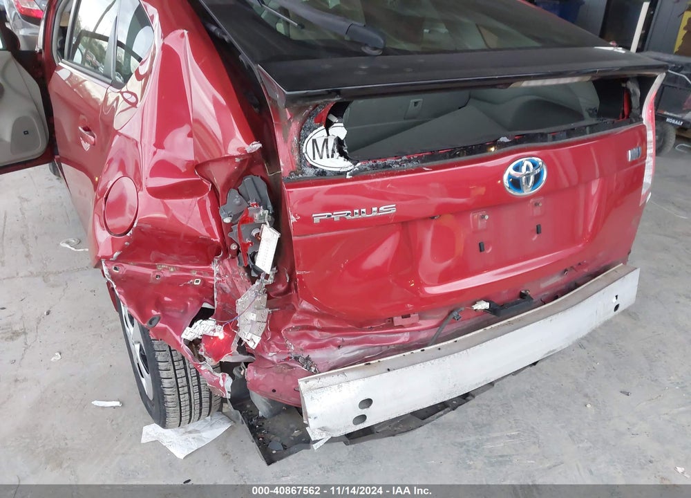 2013 TOYOTA PRIUS FOUR VIN: JTDKN3DU8D5562813
