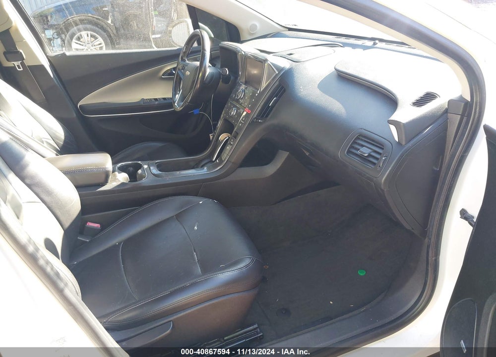 2011 CHEVROLET VOLT VIN: 1G1RD6E4XBU101044