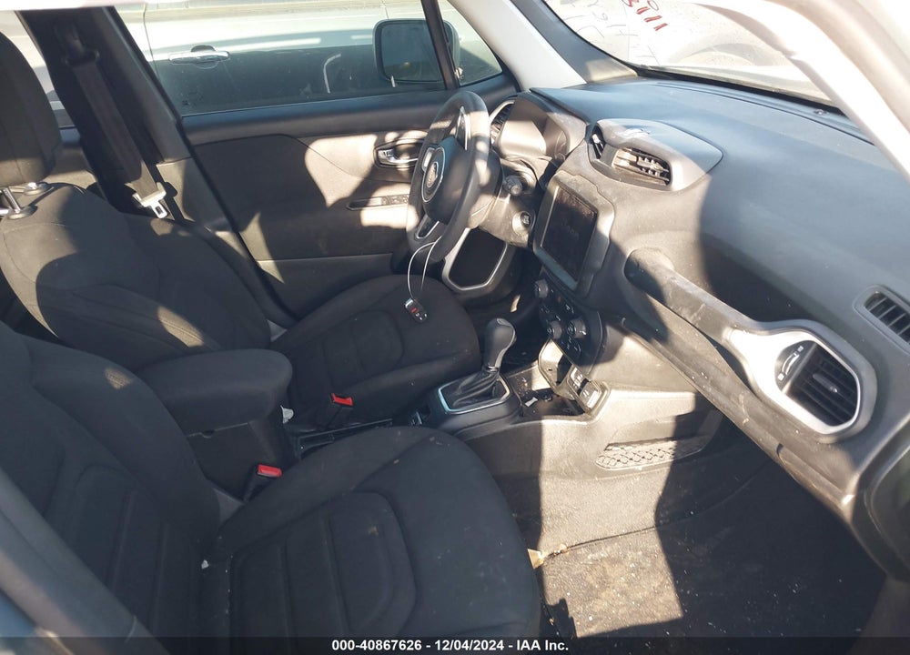 2018 JEEP RENEGADE LATITUDE FWD VIN: ZACCJABB8JPH71753