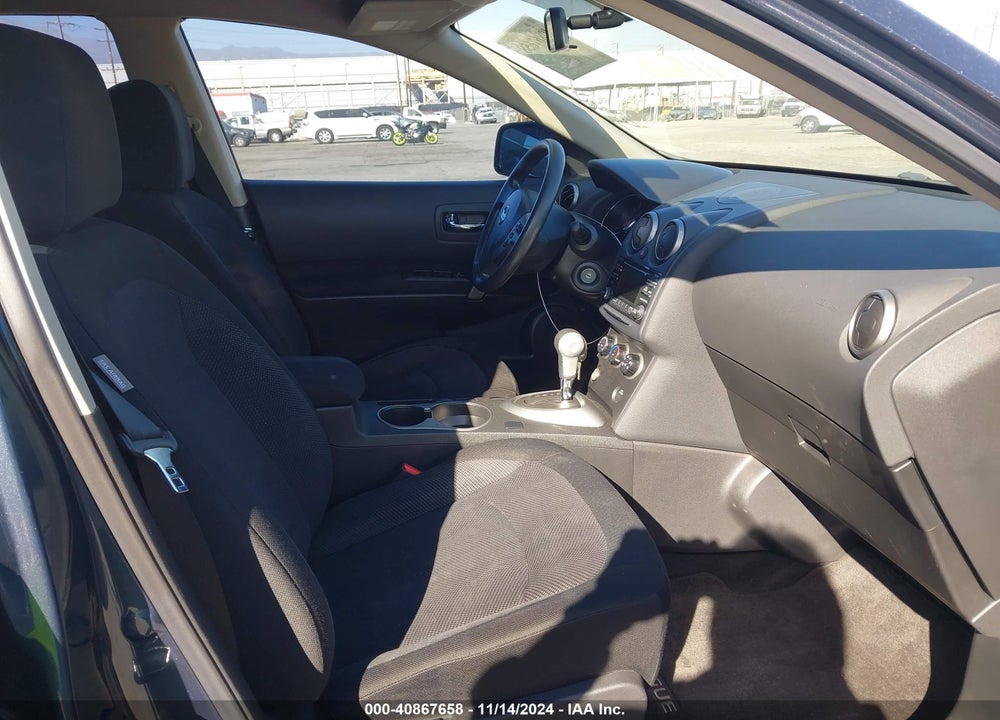 2014 NISSAN ROGUE SELECT S VIN: JN8AS5MT8EW607210