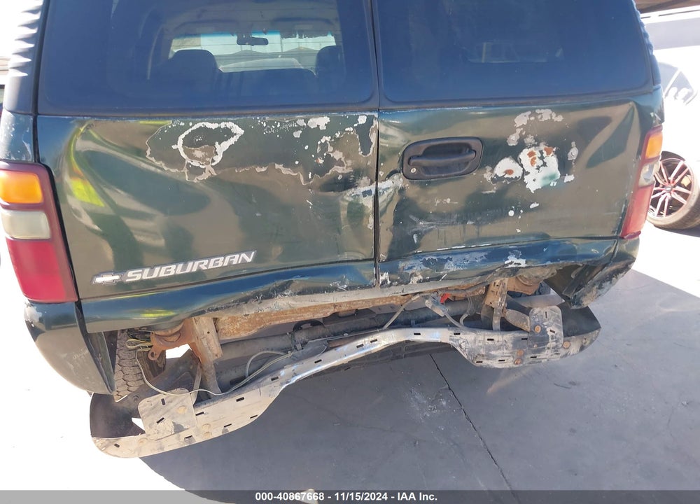 2001 CHEVROLET SUBURBAN 2500 VIN: 3GNGK26U41G225007