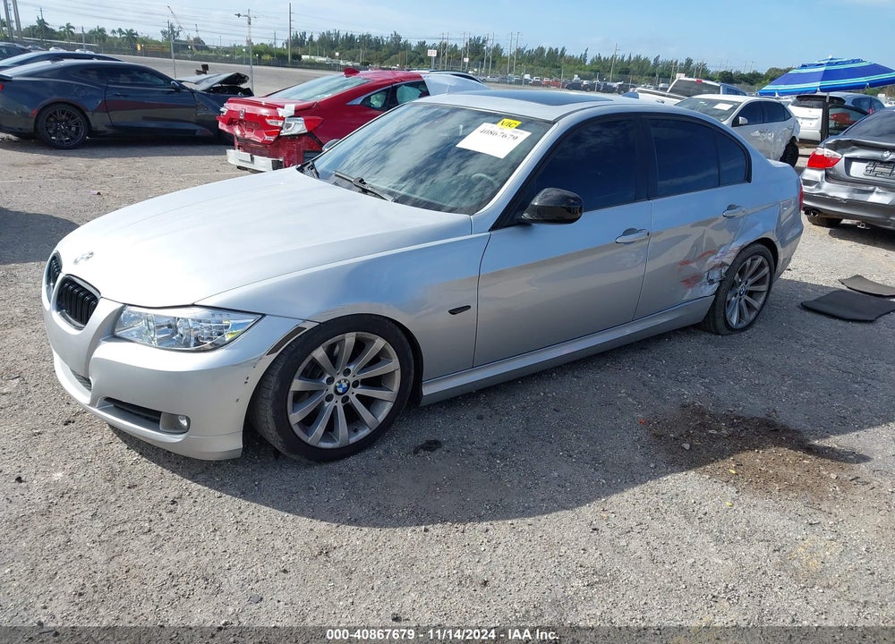 2009 BMW 328I VIN: WBAPH77559NM47731