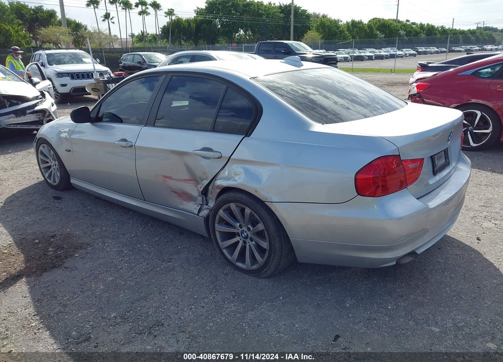 2009 BMW 328I VIN: WBAPH77559NM47731