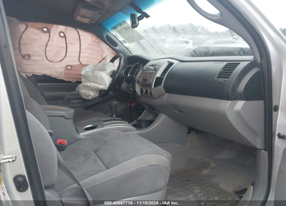 2011 TOYOTA TACOMA DOUBLE CAB VIN: 3TMLU4EN5BM069019