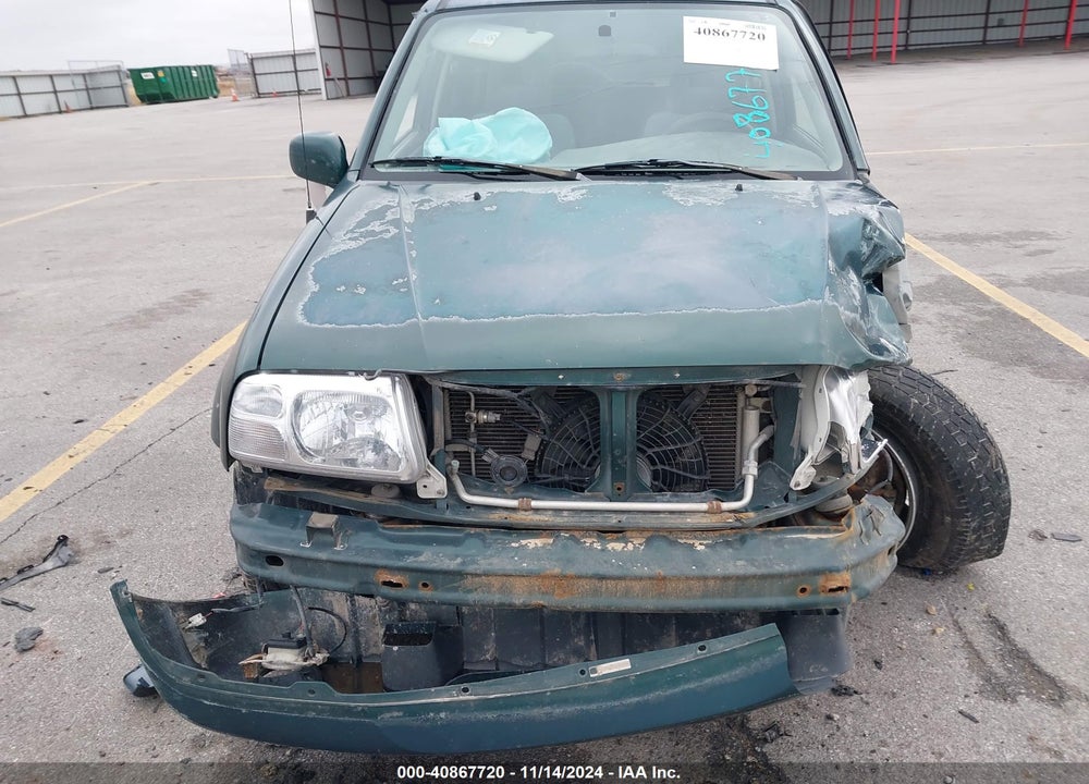 2002 SUZUKI XL-7 VIN: JS3TX92V924112377
