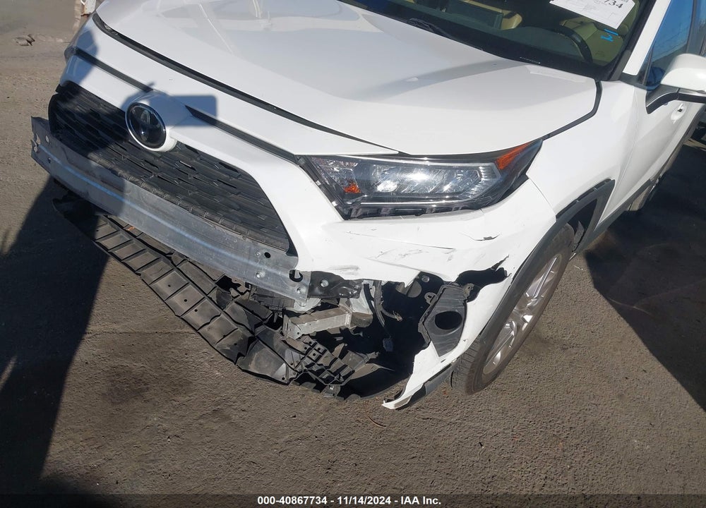2020 TOYOTA RAV4 XLE PREMIUM VIN: 2T3C1RFVXLW076102