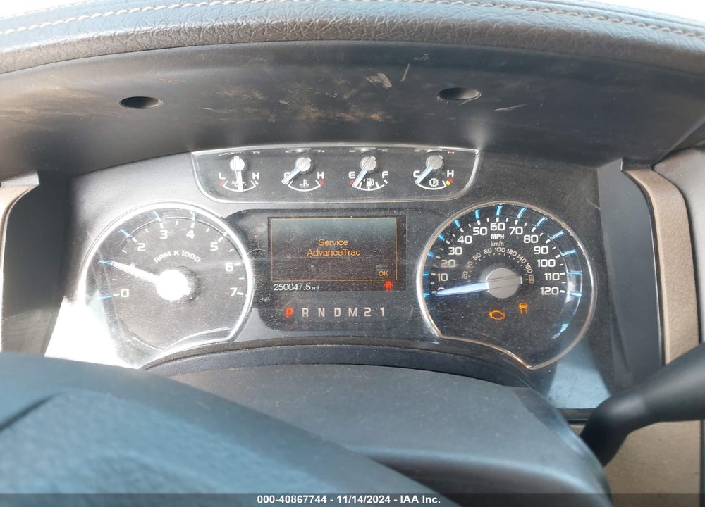 2011 FORD F-150 LARIAT VIN: 1FTFW1ETXBKD35193