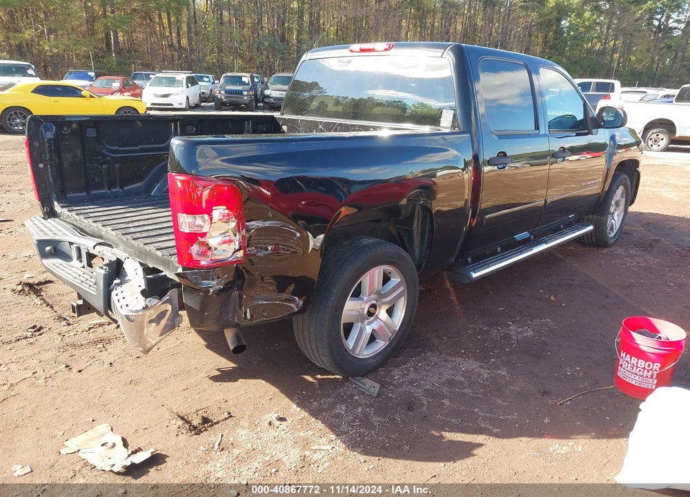 2008 CHEVROLET SILVERADO 1500 LT1 VIN: 2GCEC13J181337252
