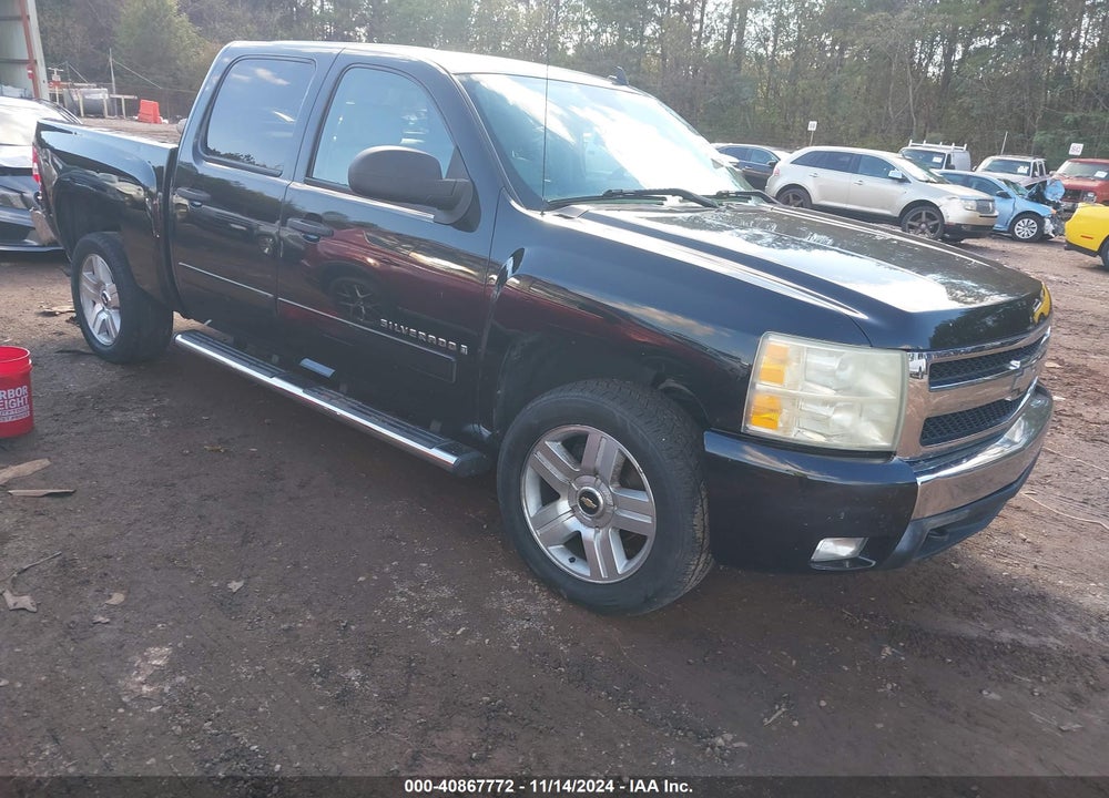 2008 CHEVROLET SILVERADO 1500 LT1 VIN: 2GCEC13J181337252
