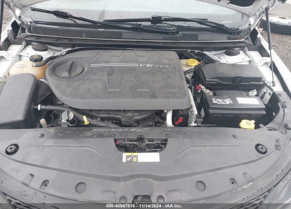 2016 CHRYSLER 200 S VIN: 1C3CCCBG5GN134522