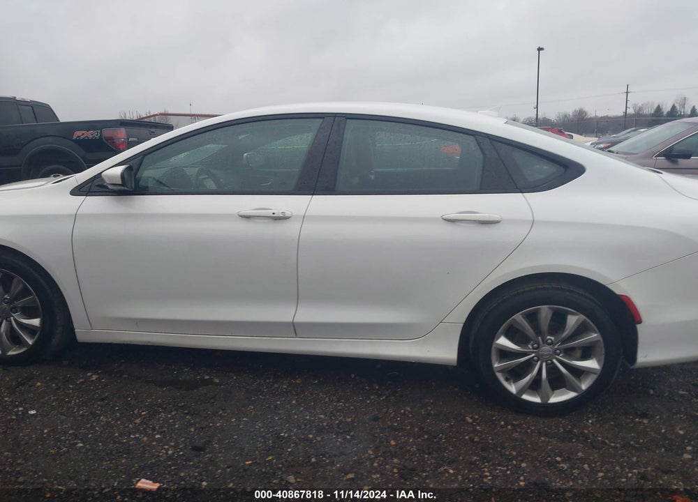 2016 CHRYSLER 200 S VIN: 1C3CCCBG5GN134522