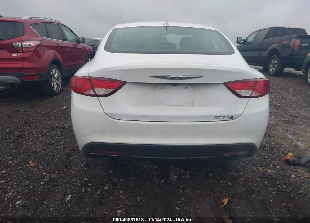2016 CHRYSLER 200 S VIN: 1C3CCCBG5GN134522