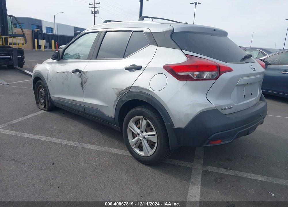 2018 NISSAN KICKS S VIN: 3N1CP5CU8JL528560