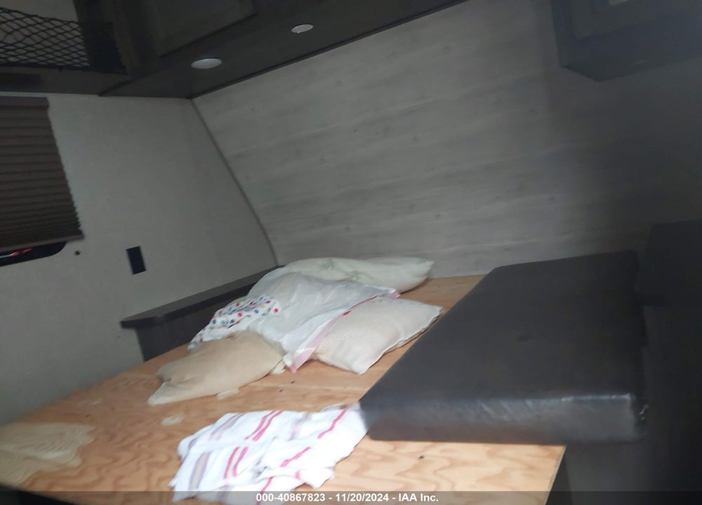 2023 JAYCO CAMPER VIN: 1UJBJ0AJ4M17E0157
