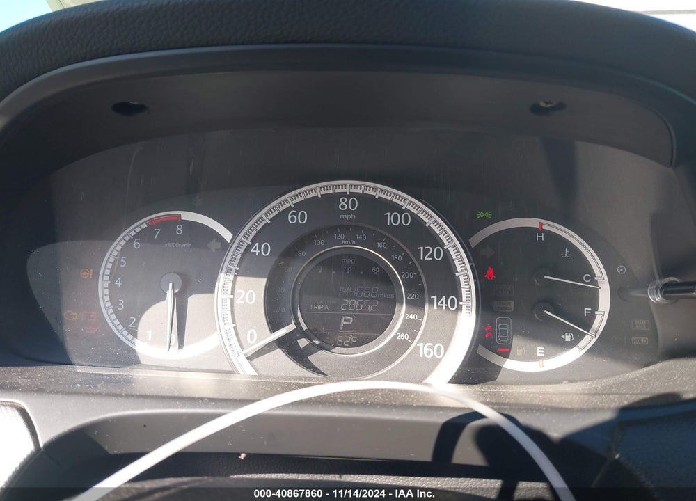 2013 HONDA ACCORD LX VIN: 1HGCR2F35DA058803