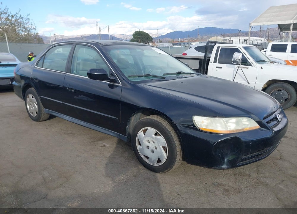 2001 HONDA ACCORD 3.0 LX VIN: 1HGCG16491A083501