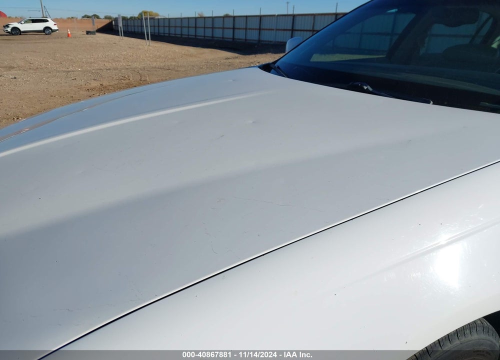 2000 LINCOLN TOWN CAR SIGNATURE VIN: 1LNHM82W2YY831614