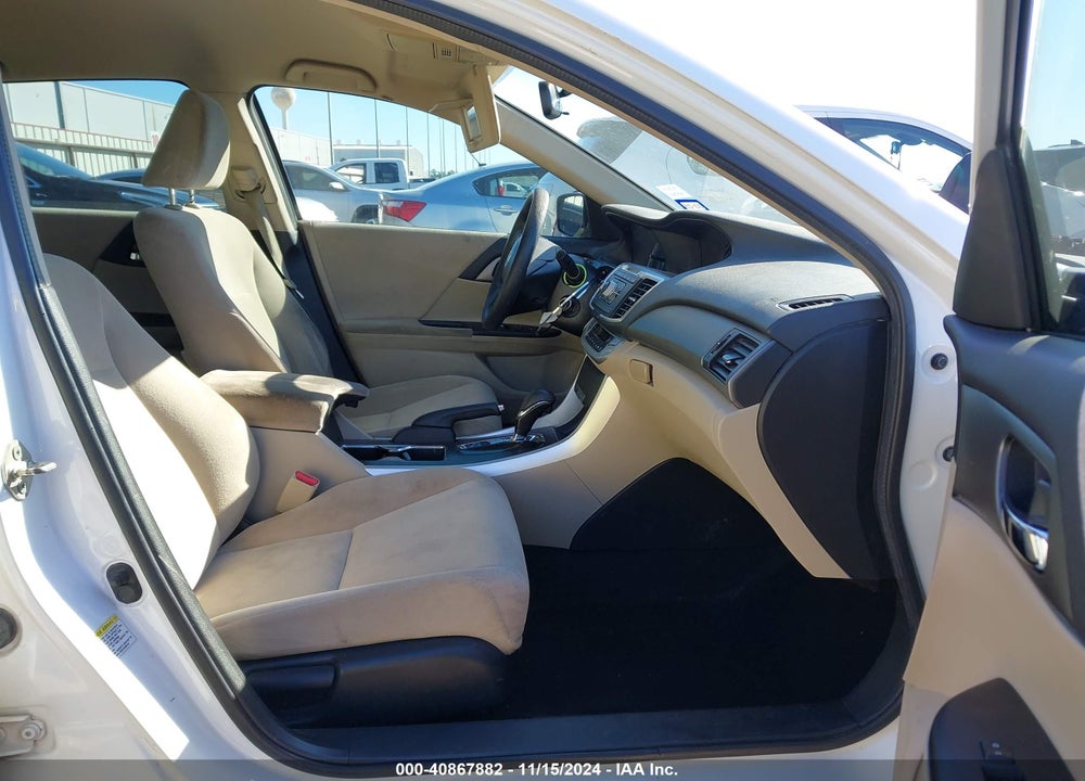 2013 HONDA ACCORD LX VIN: 1HGCR2F31DA196497