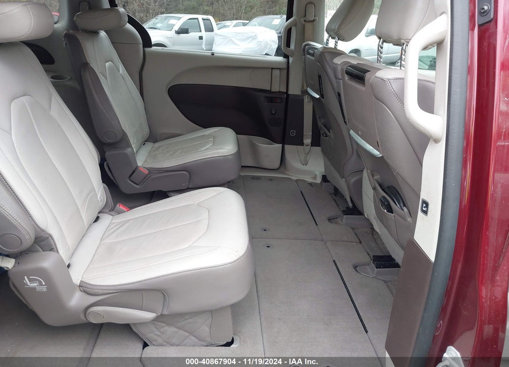 2017 CHRYSLER PACIFICA TOURING L PLUS VIN: 2C4RC1EG2HR650461
