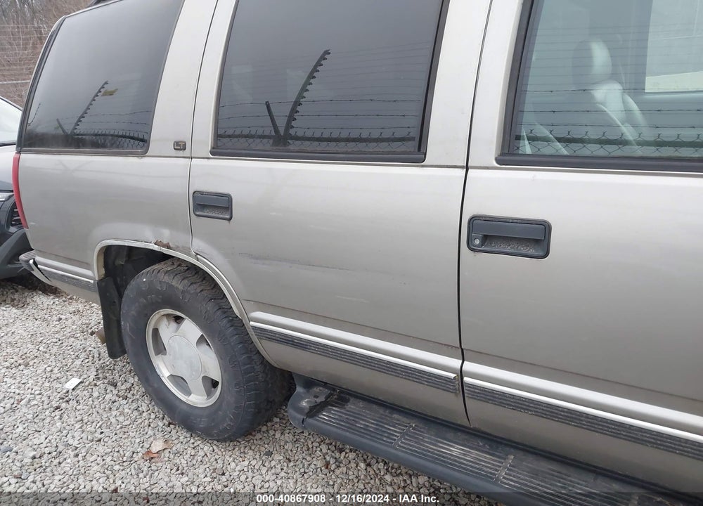 1999 CHEVROLET TAHOE LS VIN: 1GNEK13R3XJ382827