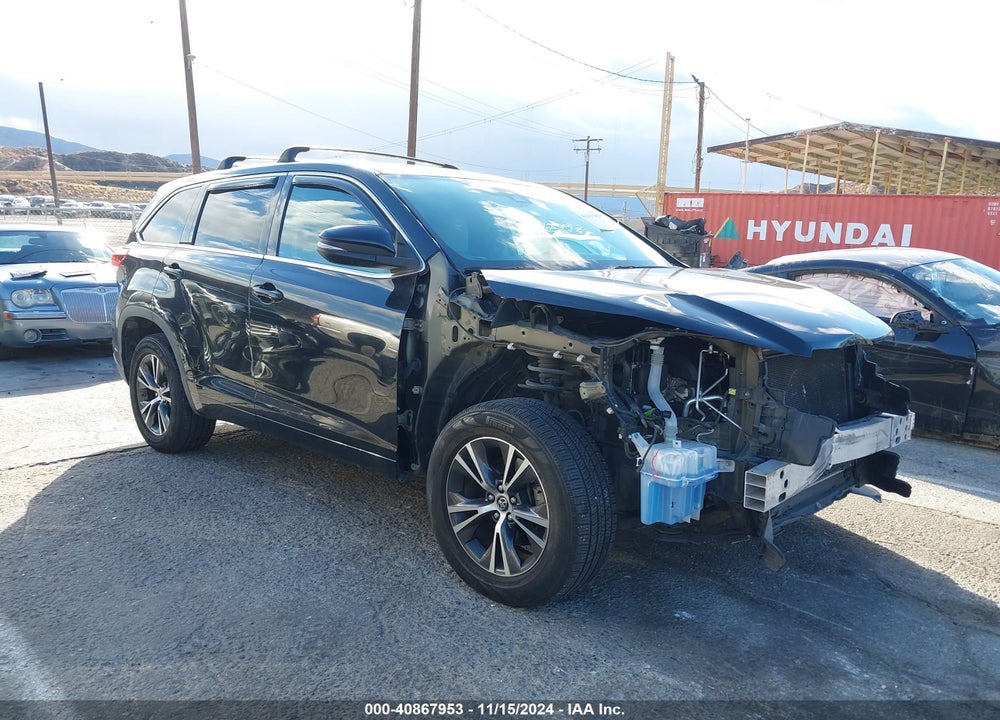 2017 TOYOTA HIGHLANDER LE VIN: 5TDZZRFH6HS200792