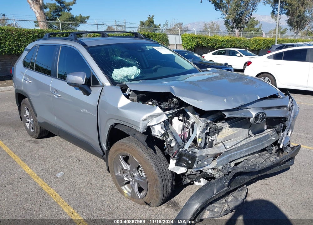 2024 TOYOTA RAV4 XLE VIN: 2T3W1RFV7RW315448