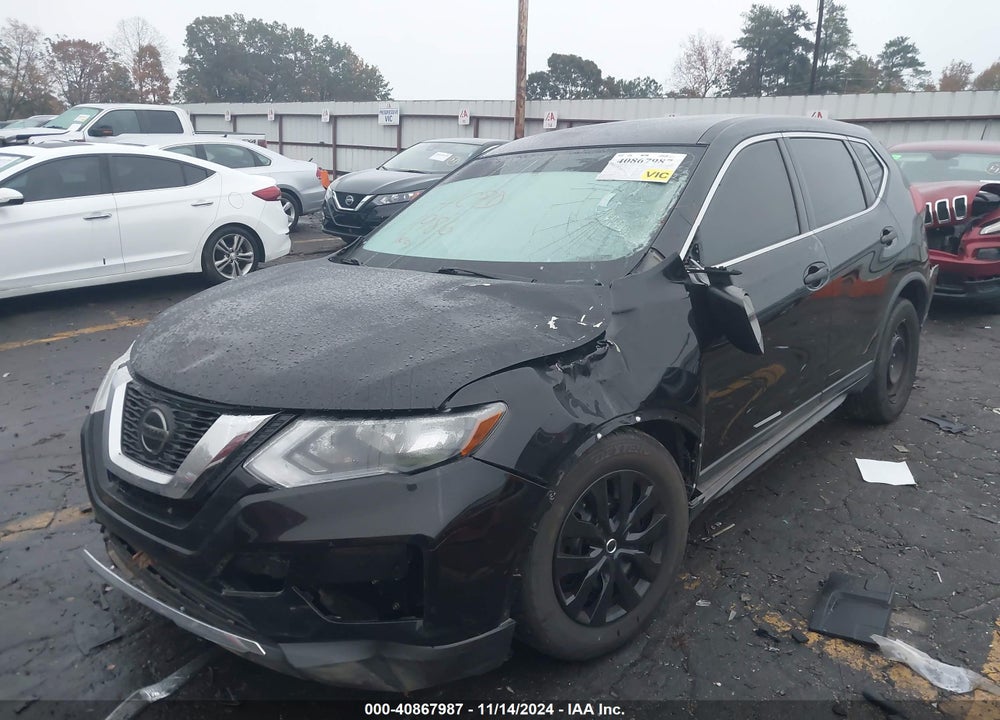 2018 NISSAN ROGUE S VIN: KNMAT2MT1JP601986