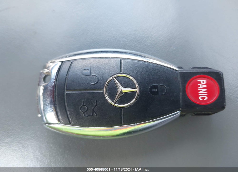 2007 MERCEDES-BENZ S 550 VIN: WDDNG71X27A071491