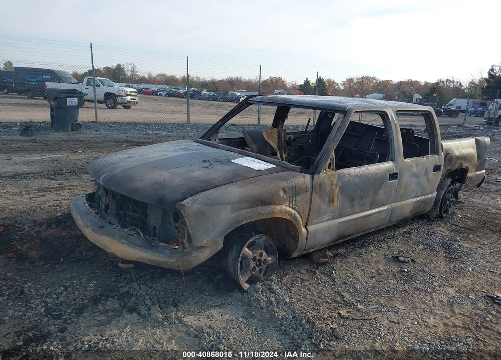 2004 CHEVROLET S-10 LS VIN: 1GCDT13X44K110891