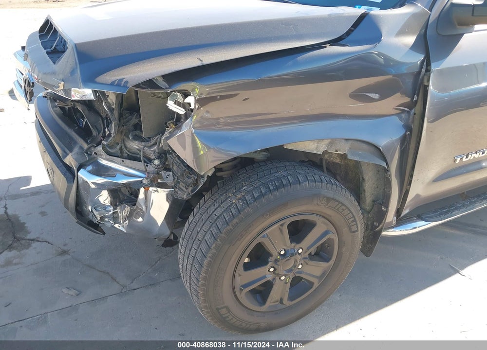 2017 TOYOTA TUNDRA SR5 4.6L V8 VIN: 5TFRM5F19HX112422