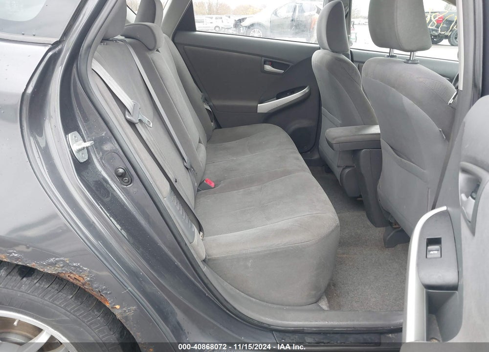 2011 TOYOTA PRIUS TWO VIN: JTDKN3DU2B0285828